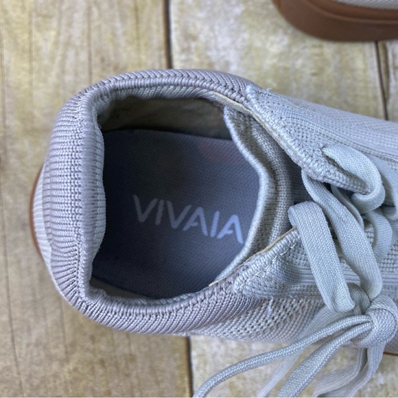 Women's‎ Athletic Sneakers - Cream and Brown - Picture 8 of 8